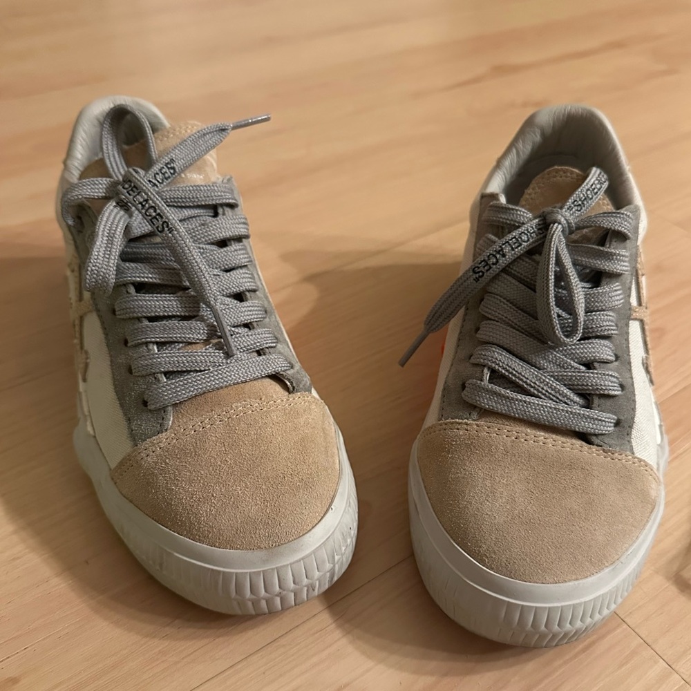 Sneakers with Suede Body Off-White-Low Vulcanized